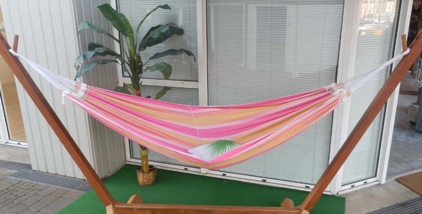 Hamac taille 2,2m par 1,4m, charge 100Kg