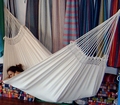 Hamac écru taille 1,7m par 2,3m, charge 160kg